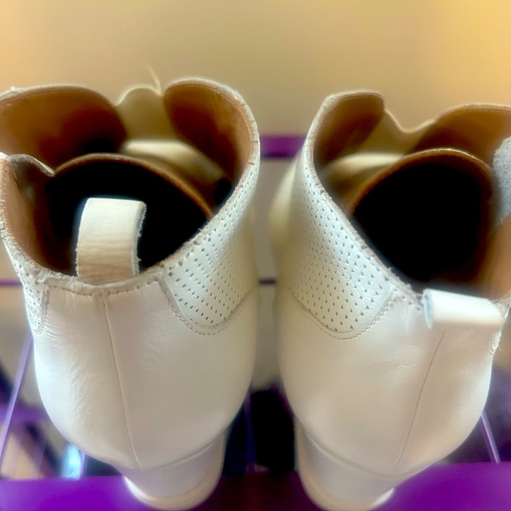 White high top wedge sneakers/shoes
